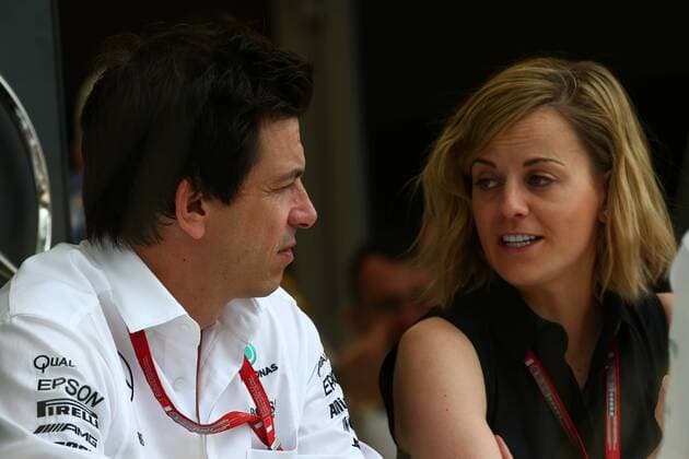 Bahrain Grand Prix, Sakhir 31 March - 03 April 2016 01.04.2016 - Toto Wolff (GER) Mercedes AMG F1 Shareholder and Executive Director and Susie Wolff (GBR) 