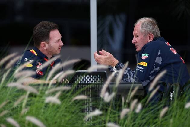 Bahrain Grand Prix, Sakhir 31 March - 03 April 2016 01.04.2016 - Christian Horner (GBR), Red Bull Racing, Sporting Director and Helmut Marko (AUT), Red Bull Racing, Red Bull Advisor 