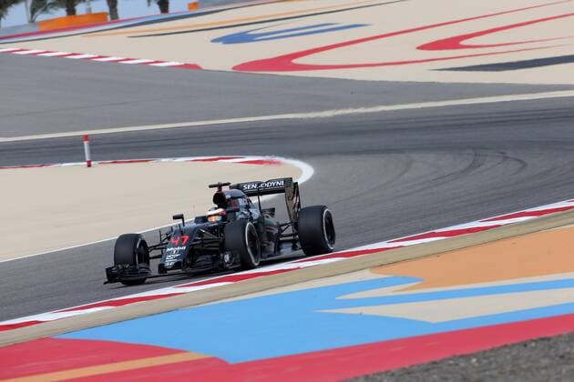 Bahrain Grand Prix, Sakhir 31 March - 03 April 2016 01.04.2016 - Free Practice 1, Stoffel Vandoorne (BEL) McLaren Test and Reserve Driver 