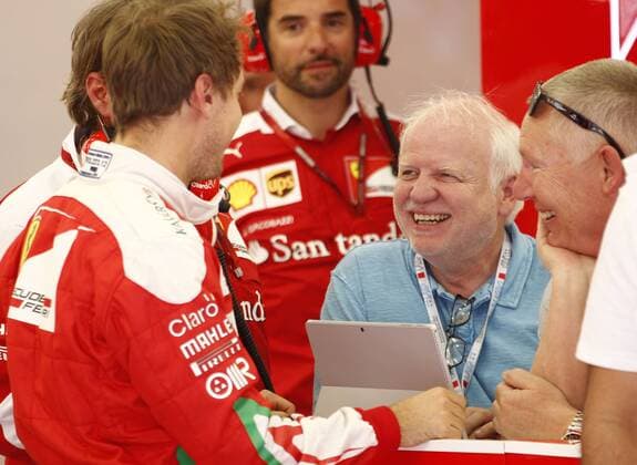 Motorsports: FIA Formula One World Championship WM Weltmeisterschaft 2016, Grand Prix of Bahrain, 5 Sebastian Vettel (GER, Scuderia Ferrari), Norbert Vettel (GER) xHOCHxZWEIx