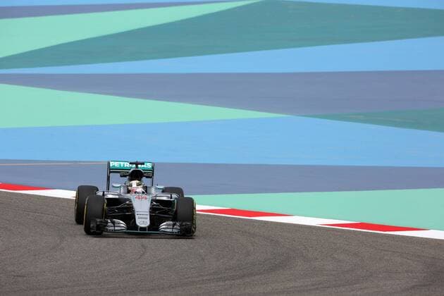 Bahrain Grand Prix, Sakhir 31 March - 03 April 2016 01.04.2016 - Free Practice 1, Lewis Hamilton (GBR) Mercedes AMG F1 W07 Hybrid 
