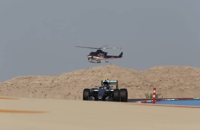 Formel 1, GP Bahrain Motorsports: FIA Formula One World Championship WM Weltmeisterschaft 2016, Grand Prix of Bahrain, 6 Nico Rosberg (GER, Mercedes AMG Petronas Formula One Team), xHOCHxZWEIx