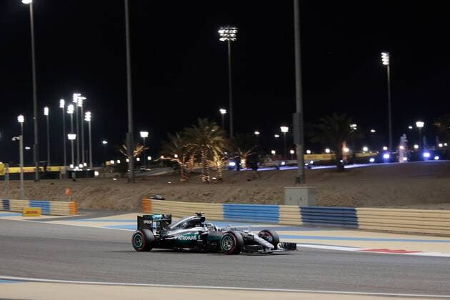 FORMULA 1 - Bahrain GP SAKHIR,BAHRAIN,02.APR.16 - MOTORSPORTS, FORMULA 1 - FIA World Championship WM Weltmeisterschaft Grand Prix of Bahrain, Bahrain International Circuit, practice and qualifying. Image shows Lewis Hamilton (GBR Mercedes GP). GEPAxpictures xFritzxMueller