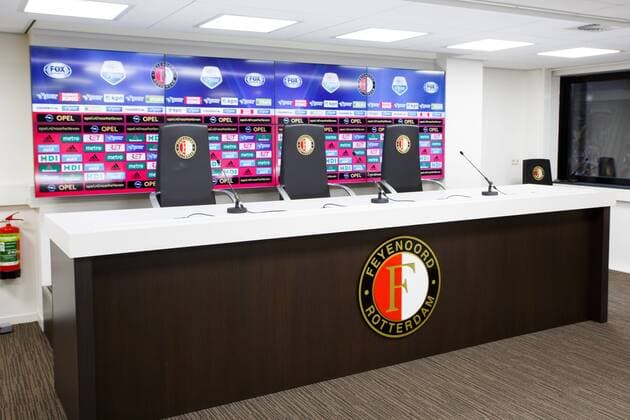 press conference PK Pressekonferenz desk of Feyenoord Rotterdam in the press room during the Dutch Eredivisie match between Feyenoord Rotterdam and Excelsior Rotterdam at the Kuip on April 02, 2016 in Rotterdam, The Netherlands Feyenoord Rotterdam v Excelsior Rotterdam Dutch Eredivisie 2015 2016 xVIxJanxdenxBreejenxIVx 5253513