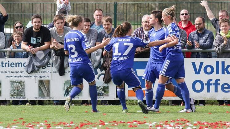 v.li.: Cecilie Sandvej (Sand, 3), Claire Savin (Sand, 17), Torschützin Jovana Damnjanovic (Sand, 14), Jana Vojtekova (Sand, 20), Jubel, Torjubel, Torerfolg, celebrate the goal, goal, celebration, Jubel ueber das Tor, optimistisch, Action, Aktion, 1:1, Ausgleich, Fussball, DFB-Pokal der Frauen, SC Sand - FC Bayern München, xozx