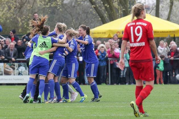 Spielerinnen des SC Sand jubeln über den Einzug ins Finale, Jubel, Sieger, Gewinner, Fussball, DFB-Pokal der Frauen, SC Sand - FC Bayern München, xozx