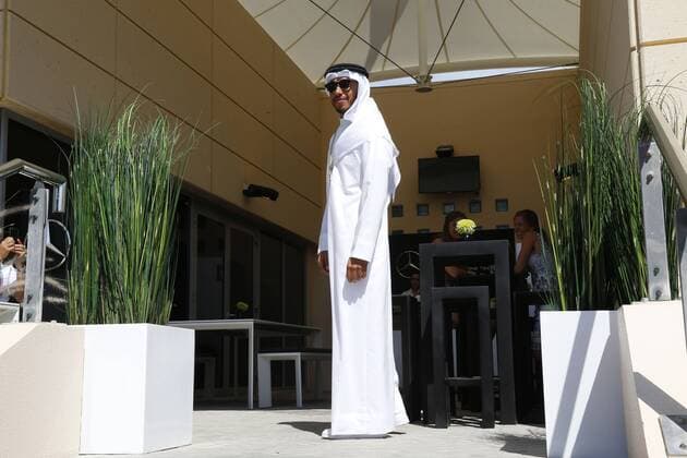 Motorsports: FIA Formula One World Championship WM Weltmeisterschaft 2016, Grand Prix of Bahrain, 44 Lewis Hamilton (GBR, Mercedes AMG Petronas Formula One Team), xHOCHxZWEIx