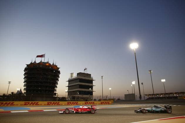 Motorsports: FIA Formula One World Championship WM Weltmeisterschaft 2016, Grand Prix of Bahrain, 7 Kimi Raikkonen (FIN, Scuderia Ferrari), 6 Nico Rosberg (GER, Mercedes AMG Petronas Formula One Team), xHOCHxZWEIx