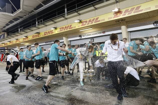 Motorsports: FIA Formula One World Championship WM Weltmeisterschaft 2016, Grand Prix of Bahrain, 6 Nico Rosberg (GER, Mercedes AMG Petronas Formula One Team), xHOCHxZWEIx