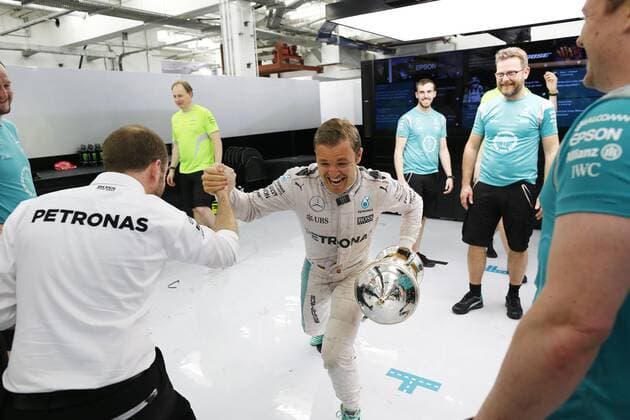 Motorsports: FIA Formula One World Championship WM Weltmeisterschaft 2016, Grand Prix of Bahrain, 6 Nico Rosberg (GER, Mercedes AMG Petronas Formula One Team), xHOCHxZWEIx