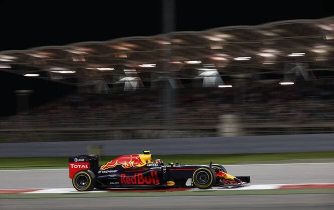 Motorsports: FIA Formula One World Championship WM Weltmeisterschaft 2016, Grand Prix of Bahrain, 26 Daniil Kvyat (RUS, Red Bull Racing), xHOCHxZWEIx