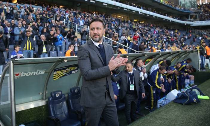 Turkey Spor Toto Superlig soccer match between Fenerbahce and Osmanlispor at Ulker Stadium in Istanbul on April 03 , 2016. Final Score : Fenerbahce 0 - Osmanlispor 0 Pictured : Coach Vitor Pereira of Fenerbahce . 
