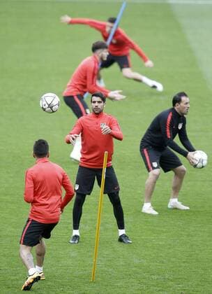 Atletico de Madrid s Augusto Fernandez during training session. April 4,2016.  (20160404121)