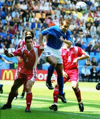 Football - 2000 UEFA European Championship EM Europameisterschaft - Group B: Turkey 1 Italy 2 Antonio Conte of Italy, at the GelreDome, Arnhem, Netherlands. 11 06 2000 