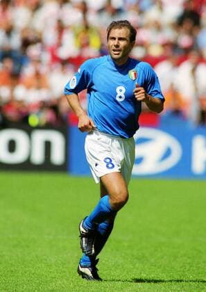 Football - 2000 UEFA European Championship EM Europameisterschaft - Group B: Turkey 1 Italy 2 Antonio Conte of Italy, at the GelreDome, Arnhem, Netherlands. 11 06 2000 