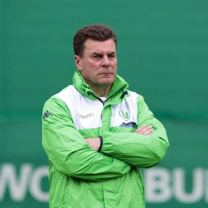 Bilder des Tages - SPORT Fußball, UEFA Champions League, Pressekonferenz und Abschlusstraining VfL Wolfsburg und Real Madrid; Dieter Hecking (Cheftrainer Wolfsburg) Portrait, Porträt, Einzelbild. xtgx
