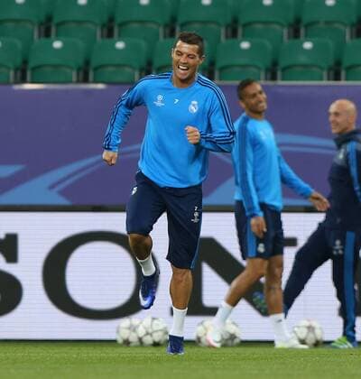 Wolfsburg VfL vs Real Madrid, CL Vorberichte Wolfsburg, Deutschland. 05.04.2016, FUßBALL - VfL Wolfsburg vs Real Madrid C.F. , Champions League, Training, Viertelfinale, Saison 2015-2016, Volkswagen Arena. Bild zeigt: Cristiano Ronaldo (Real Madrid)