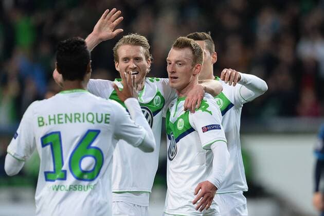Fußball Champions League Viertelfinale VfL Wolfsburg - Real Madrid am 06.04.2016 in der Volkswagen-Arena in Wolfsburg Torjubel zum 2:0 durch Maximilian Arnold ( Wolfsburg ), rechts Foto: Osnapix TT