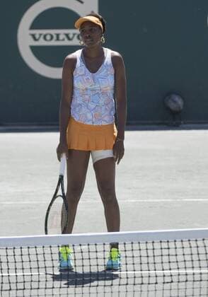 April 7, 2016: Venus Williams (USA) loses to Yulia Putintseva (KAZ) 7-6, 2-6, 6-4, at the Volvo Car Open being played at Family Circle Tennis Center in Charleston, South Carolina. Ã‚Â© TENNIS 2016: Volvo Car Open APRIL 16 - ZUMAc04_