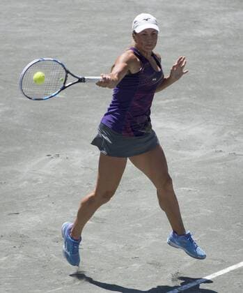 April 7, 2016: Yulia Putintseva (KAZ) defeated Venus Williams (USA) 7-6, 2-6, 6-4, at the Volvo Car Open being played at Family Circle Tennis Center in Charleston, South Carolina. Â© TENNIS 2016: Volvo Car Open APRIL 16 - ZUMAc04_