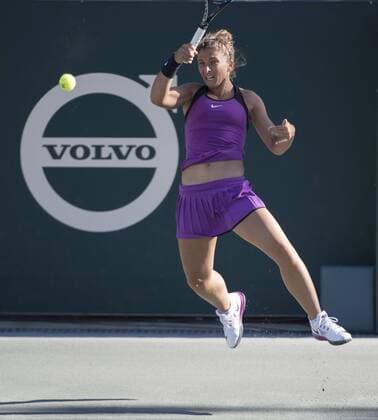 April 7, 2016: Sara Errani (ITA) defeated Samantha Stosur (AUS) 6-4, 7-6, at the Volvo Car Open being played at Family Circle Tennis Center in Charleston, South Carolina. Ã‚Â© TENNIS 2016: Volvo Car Open APRIL 16 - ZUMAc04_