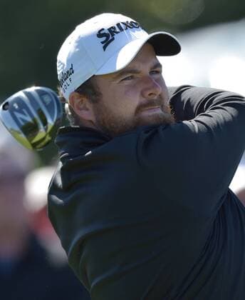 Shane Lowry of Ireland hits his tee shot on the first hole in the second round of the 2016 Masters Tournament at Augusta National in Augusta, Georgia on April 8, 2016.  MAS20160408108 KEVINxDIETSCH