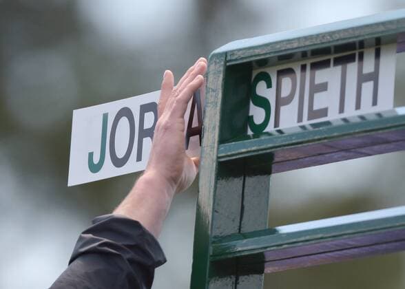 Jordan Spieth s name is added to the first tee box before he tees off in the second round of the 2016 Masters Tournament at Augusta National in Augusta, Georgia on April 8, 2016.  MAS20160408120 KEVINxDIETSCH
