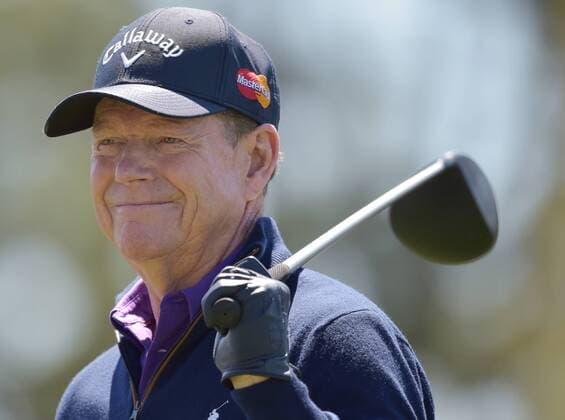 Tom Watson stands on the tee box with his driver in the second round of the 2016 Masters Tournament at Augusta National in Augusta, Georgia on April 8, 2016. Tom Watson announced that this 2016 Masters will be his last.  MAS20160408130 KEVINxDIETSCH