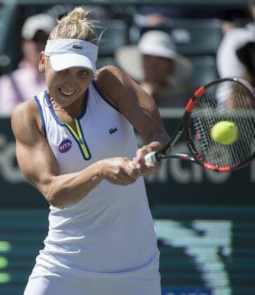April 9, 2016: Elena Vesnina (RUS) defeated Sara Errani (ITA) 6-4, 4-6, 6-2, at the Volvo Car Open being played at Family Circle Tennis Center in Charleston, South Carolina. Ã‚Â© TENNIS 2016: Volvo Car Open APRIL 16 - ZUMAc04_