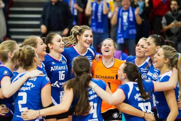 Stuttgart Jubel Deborah van Daelen ( 12 Stuttgart), Michaela Mlejnkova ( 16 Stuttgart), Kaja Grobelna ( 8 Stuttgart), Lisa Thomsen ( 11 Stuttgart) und Kim Renkema ( 5 Stuttgart); 1. Volleyball Bundesliga Damen Play-Off Halbfinale Spiel 2, SCHARRena, Stuttgart Germany, 20160409; Partie: Allianz MTV Stuttgart vs. Schweriner SC; Copyright: Wuechner Eibner-Pressefoto EP_NWR