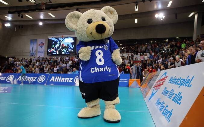 Stuttgart Volleyball Playoff-Halbfinale Allianz MTV Stuttgart vs. Schweriner SC, Maskottchen Charly