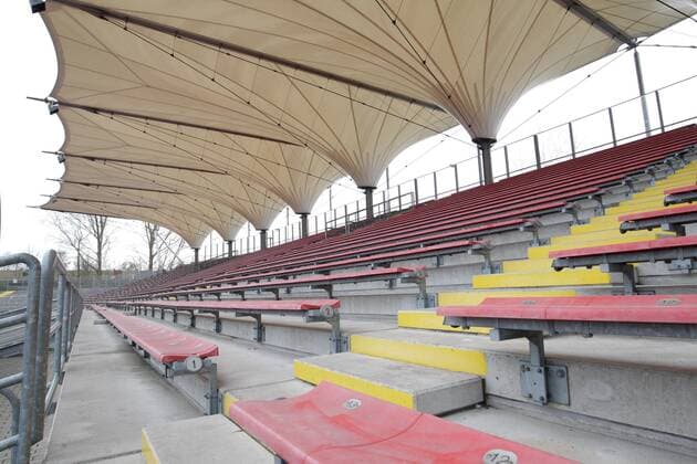 Fußball, Stadiongeschichte VfB Oldenburg Fußball Regionalliga Nord Saison 2015 2016 28. Spieltag am Sonntag, 10. April 2016 im Marschweg-Stadion in Oldenburg: Marschweg-Stadion Übersicht Marschweg-Stadion Marschweg-Stadion Oldenburg