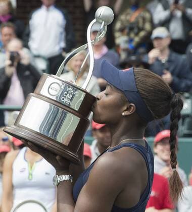 Themen der Woche - SPORT April 10, 2016: Sloane Stephens (USA) wins the final, a trophy, and a car against Elena Vesnina (RUS) 7-6, 6-2, at the Volvo Car Open being played at Family Circle Tennis Center in Charleston, South Carolina. Â© TENNIS 2016: Volvo Car Open APRIL 16 - ZUMAc04_