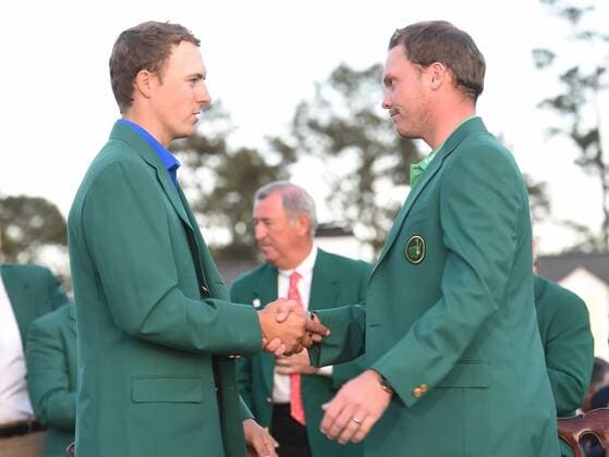 2015 champion Jordan Spieth shakes hands with Danny Willett of England who wears the Green Jacket after Willett wins the 2016 Masters Tournament with a score of 5 under par at Augusta National in Augusta, Georgia on April 10, 2016. Danny Willett won in his second Masters and he became the first player from England to win the green jacket since Nick Faldo in 1996.  MAS20160410159 KEVINxDIETSCH