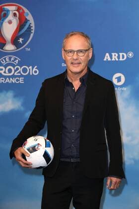 Reinhold Beckmann bei dem Fototermin von der ARD Das Erste zur Fussball-Europameisterschaft 2016 in Frankreich (vom 10.06.- 10.07.2016) am 11.04.2016 in Berlin ARD Fototermin zur Fussball-EM 2016 in Berlin 