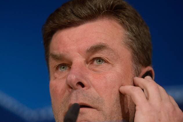 Dieter Hecking (Trainer, Wolfsburg) auf der Abschluss-Presserkonferenz in Madrid, xjgx