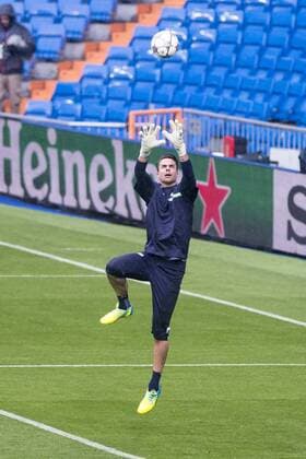 Wolfsburg player Max Grün during the practice session at Santiago Bernabeu the day before Champions League match between Real Madrid and Wolfsburgo. April 11, 2016.  (20160411050)