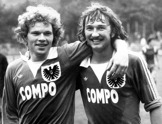 Union Solingen - Preußen Münster: Karl Heinz Krekeler (li.) und Roland Mall (beide Münster)