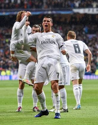 FUSSBALL CHAMPIONS LEAGUE SAISON 2015 2016 VIERTELFINALE RUECKSPIEL Real Madrid - VfL Wolfsburg 12.04.2016 Cristiano Ronaldo (Real Madrid) bejubelt seinen Treffer zum 2:0 
