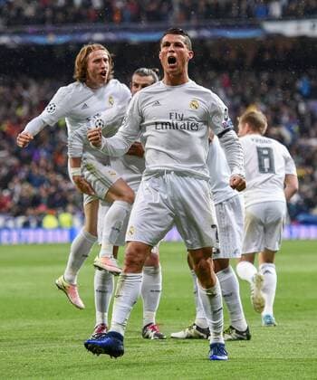 FUSSBALL CHAMPIONS LEAGUE SAISON 2015 2016 VIERTELFINALE RUECKSPIEL Real Madrid - VfL Wolfsburg 12.04.2016 Cristiano Ronaldo (Real Madrid) bejubelt seinen Treffer zum 2:0 