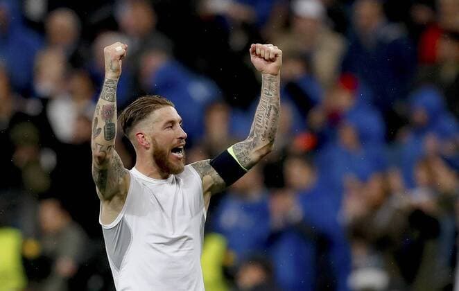 Real Madrid s Spanish defense Sergio Ramos celebrates the 3-0 victory during a Champions League quarter final second leg match between Real Madrid and Wolfsburg held at Santiago Bernabeu Stadium in Madrid, Spain, 12 April 2016. REAL MADRID VS WOLFSBURGO !ACHTUNG: NUR REDAKTIONELLE NUTZUNG!  RMD037 20160412-635960984273037768