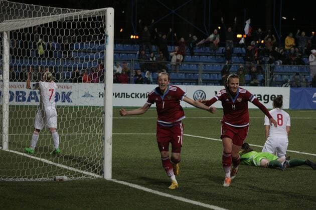 April 12, 2016 - St. Petersburg, Russia - Russian Federation. St. Petersburg. Qualification European Championship EM Europameisterschaft 2017 among women, Russia - Hungary, 3: 3. Qualification European Championship 2017 between the national women s teams of Russia and Hungary..Player of the Russian national football Dimitrenko Ekaterina Womens Soccer Qualification European Championship 2017  - ZUMAl75_