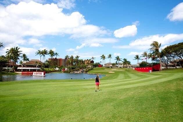 April 12, 2016 - Alison Lee walks the 18th fairway during the Pro Am day of the Lotte Championship presented by Hershey at Ko Olina Golf Club in Kapolei, HI LPGA Golf Damen Golf 2016: Lotte Championship APR 12 - ZUMAc04_