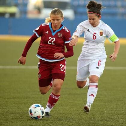 April 12, 2016 - St. Petersburg. UEFA EURO EM Europameisterschaft Fussball 2017 Womens Qualifying, Russia vs Hungary. Player Soccer women s national team Nationalteam of Russia Marina Fedorova (22, burgundy), the player Hungary women s national football team Angela Hummel-Smuczer (6). KulebyakinxAlexander 