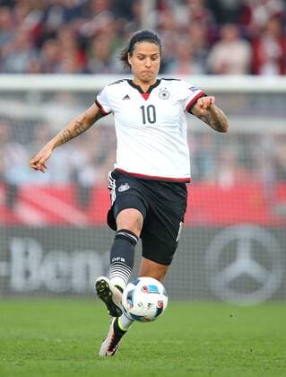 12.04.2016, Fussball Frauen-Länderspiel , EM-Qualifikation, Grupppenspiel, Deutschland - Kroatien, in der Osnatel-Arena Osnabrück. Dzenifer Marozsan (Deutschland) 