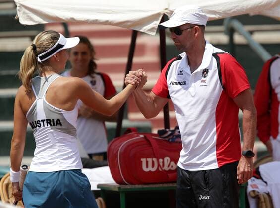TENNIS - ITF, Fed Cup KAIRO,EGYPT,13.APR.16 - TENNIS - ITF, Fed Cup, Europe Africa Zone II, Group 1, Egypt vs Austria. Image shows the rejoicing of Barbara Haas and captain Juergen Waber (AUT). GEPAxpictures xWalterxLuger