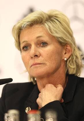 Foto : Bundestrainerin Silvia NEID ( Deutschland ) Fussball Länderspiel der Damen - EM - Qualifikation am Di. 12.04.2016 Deutschland - Kroatien