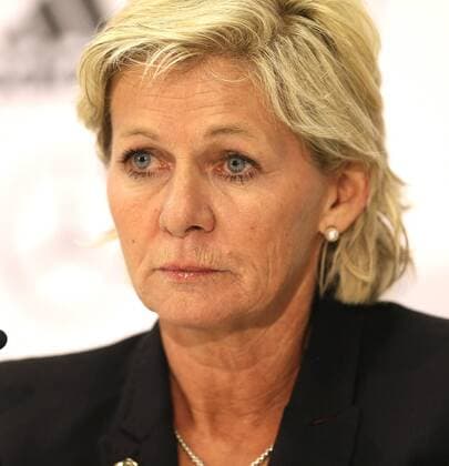 Foto : Bundestrainerin Silvia NEID ( Deutschland ) Fussball Länderspiel der Damen - EM - Qualifikation am Di. 12.04.2016 Deutschland - Kroatien