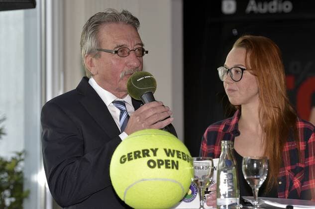 12-04-2016 pmk MY112785 Tennis Herren Gerry-Weber-Open 2015 Pressekonferenz Frank HOFEN -Pressesprecher- HEINZMANN,Stefanie
