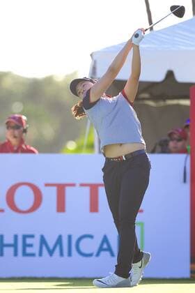 April 13, 2016 - In Gee Chun hits her tee shot on the 10th hole during the first round of the Lotte Championship presented by Hershey at Ko Olina Golf Club in Kapolei, HI LPGA Golf Damen Golf 2016: Lotte Championship APR 13 - ZUMAc04_